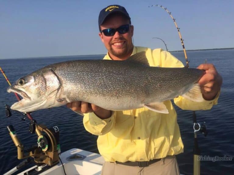 Best Times & Seasons to Fish Lake Huron (Complete Guide)