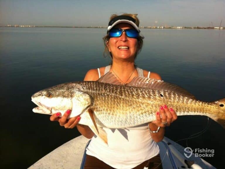 Best Times & Seasons to Fish in Rockport, Texas (Full Guide)